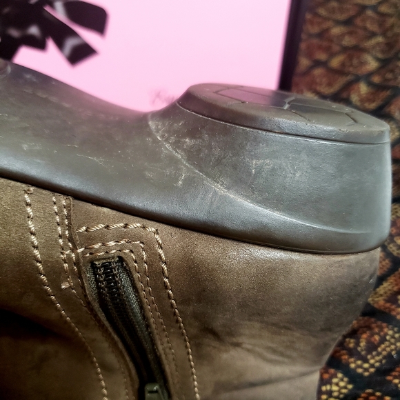 Leather/Suede Ankle Boots. - Picture 11 of 14